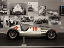 Mercedes-Benz W165